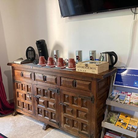 Le Studio D Aurelie Avec Spa Ete En Pleine Campagne Et Proche De Toute Commodite 로크모르 외부 사진