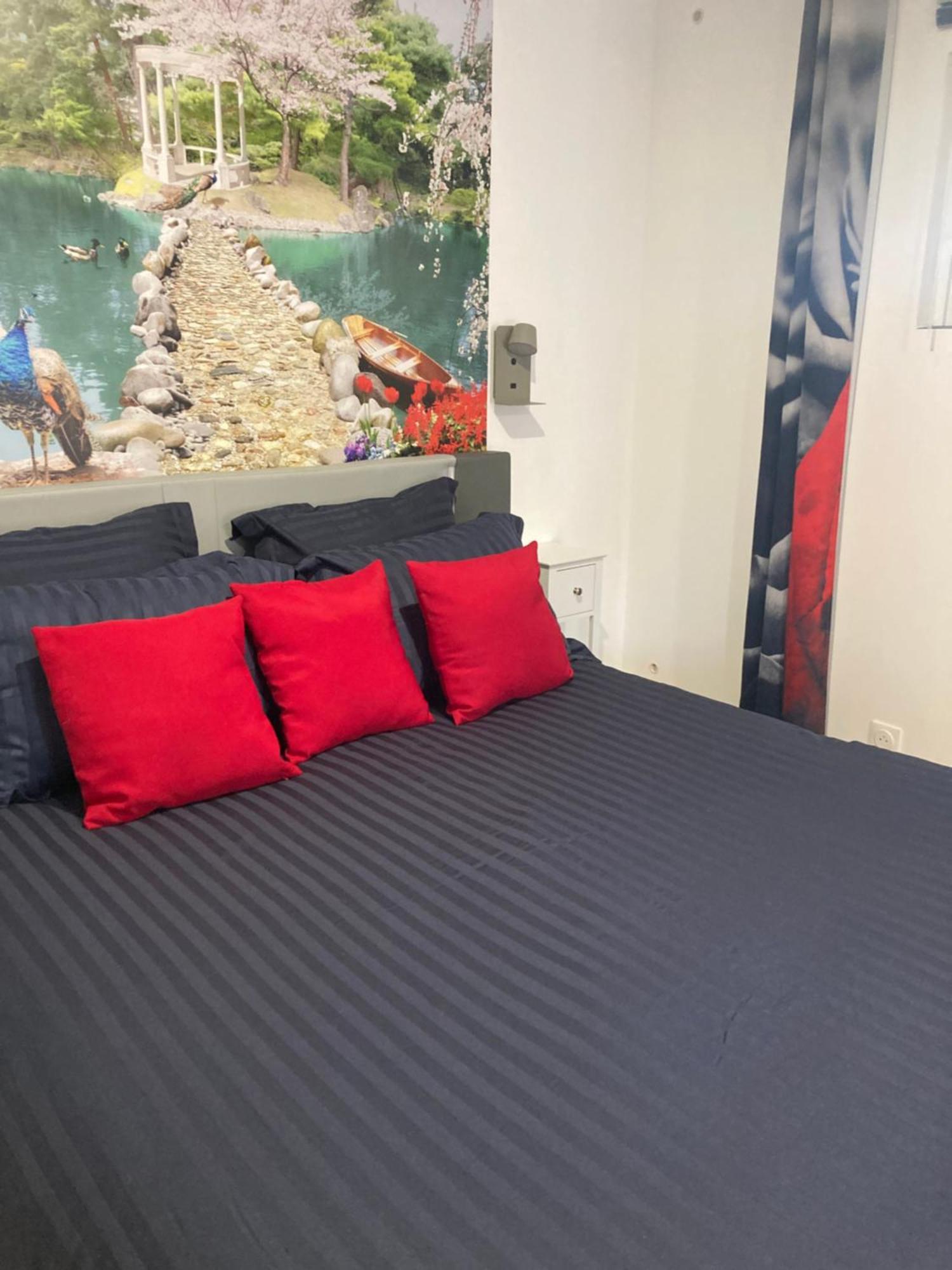Le Studio D Aurelie Avec Spa Ete En Pleine Campagne Et Proche De Toute Commodite 로크모르 외부 사진